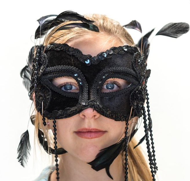 Interalia Black Feathered Eye Mask